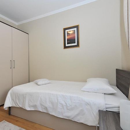 Apartmani Peric 1 Meka Draga Obrovac Extérieur photo