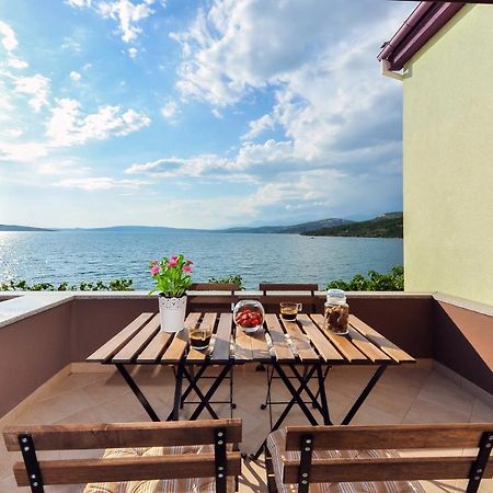Apartmani Peric 1 Meka Draga Obrovac Extérieur photo