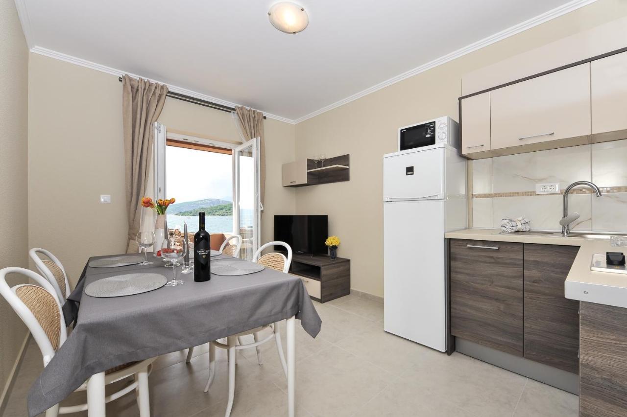 Apartmani Peric 1 Meka Draga Obrovac Extérieur photo