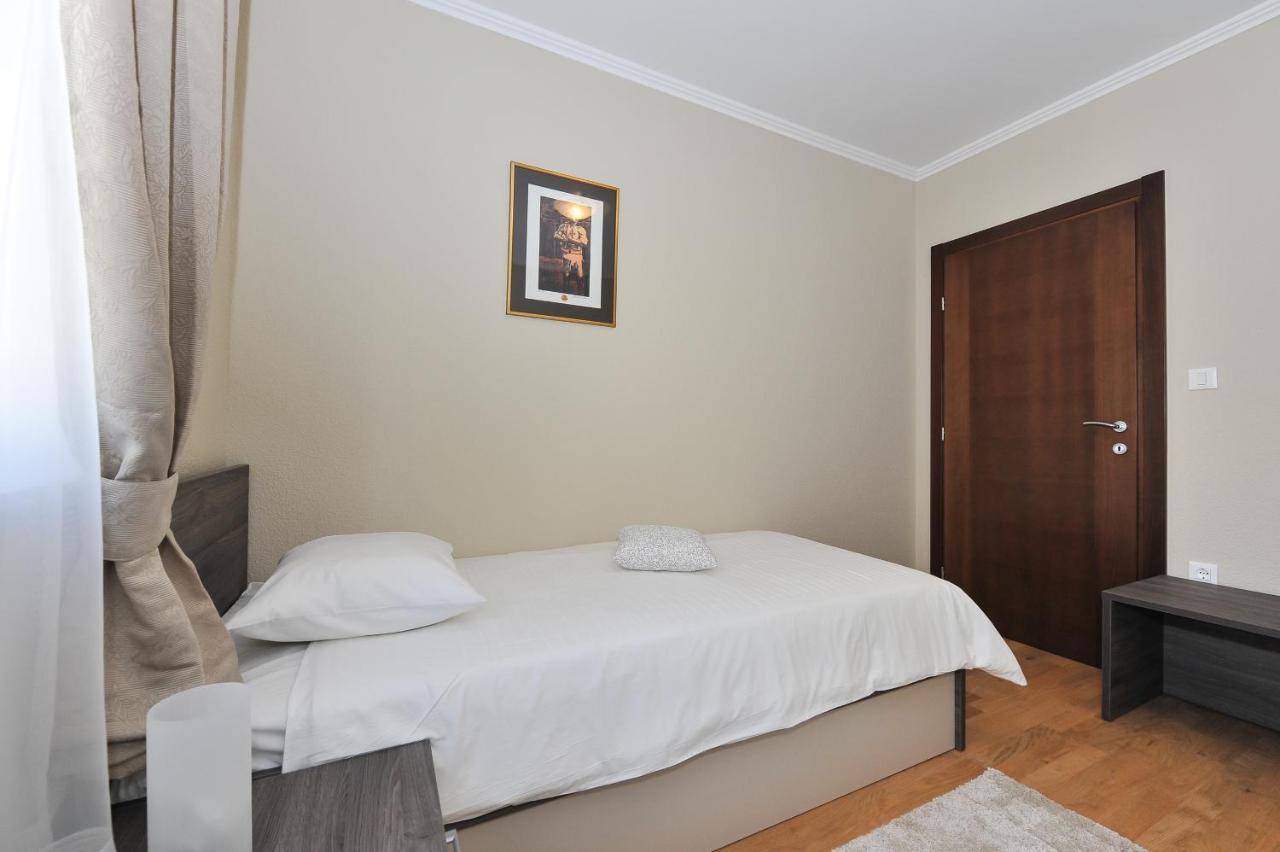 Apartmani Peric 1 Meka Draga Obrovac Extérieur photo